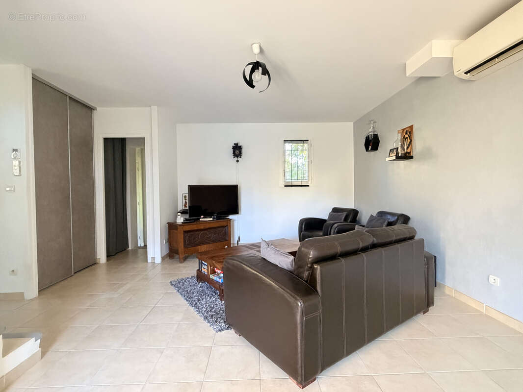Maison à AUBAGNE