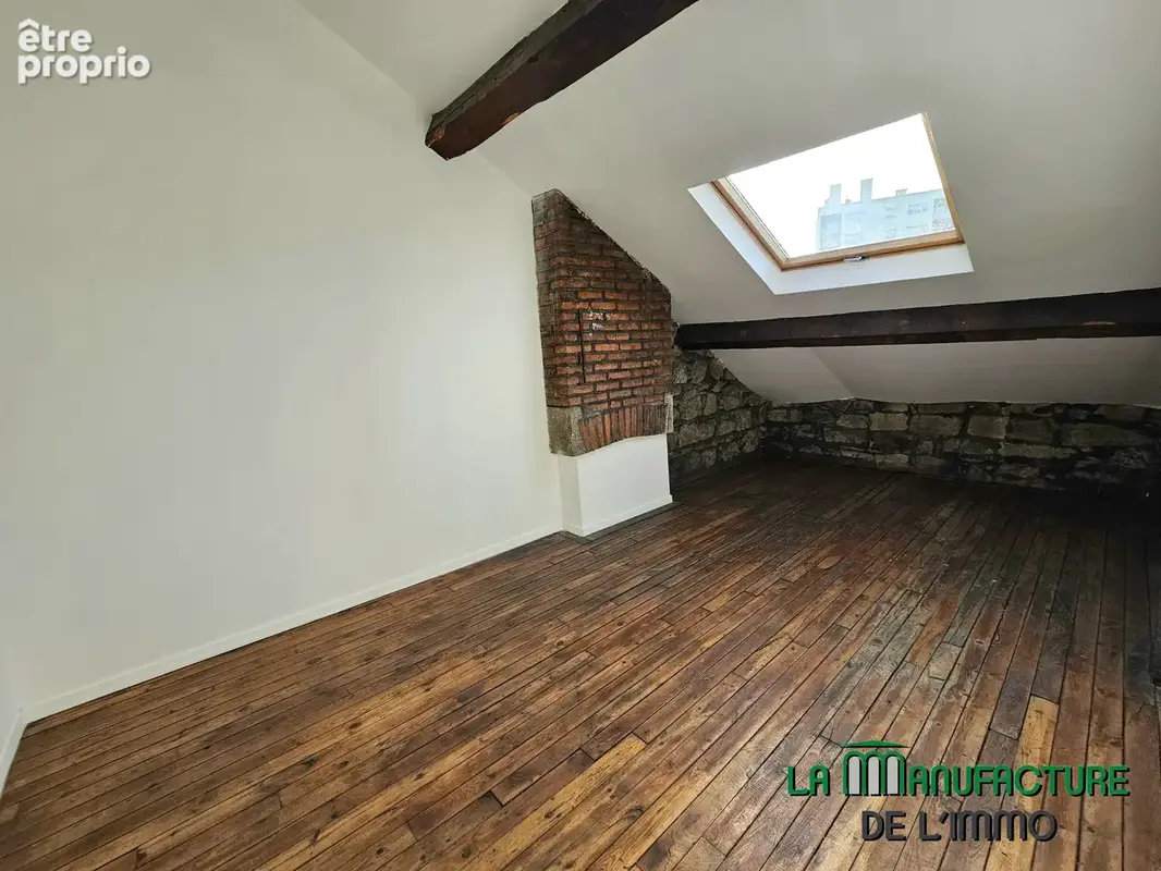 Appartement de caractère de type T3 de 53 m2 Carrez et 84 m2 au sol - Prox. Châteaucreux - photo 9