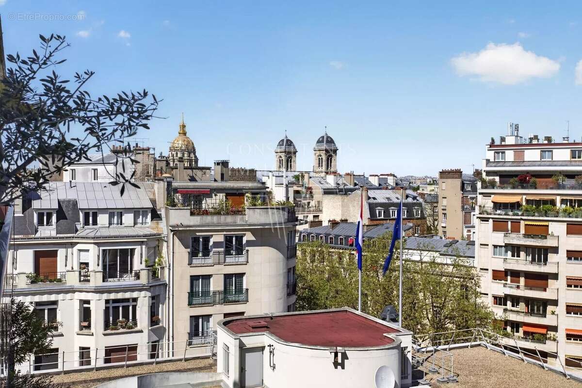 Appartement à PARIS-7E