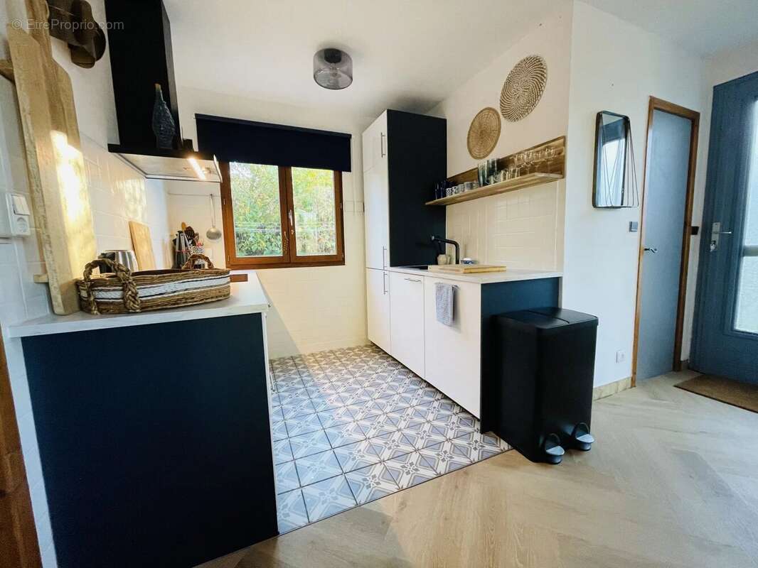 Maison à MONTSAUCHE-LES-SETTONS