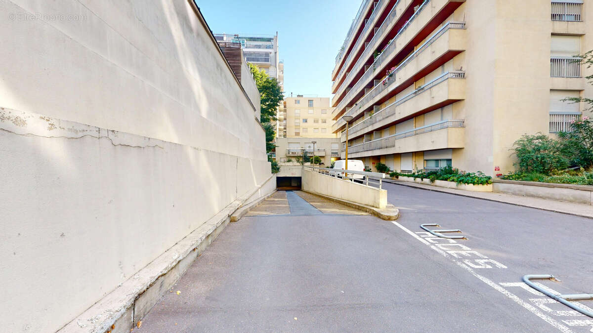 Commerce à PARIS-12E