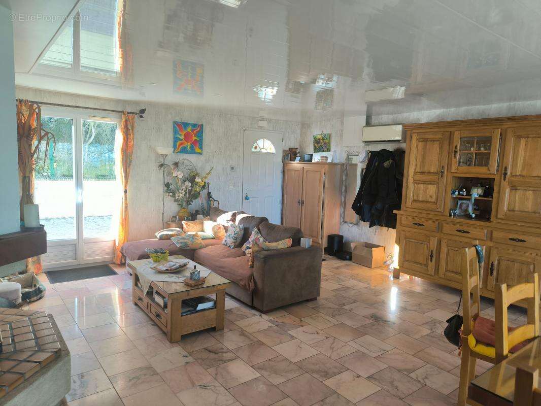 Villa plain pied de 130 m2 entourée de nature sur terrain de 4539 m2 avec  PISCINE - photo 8