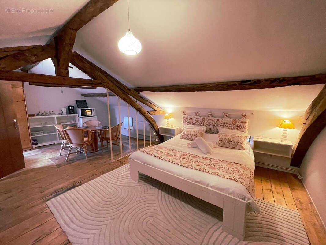 Maison à AUBETERRE-SUR-DRONNE