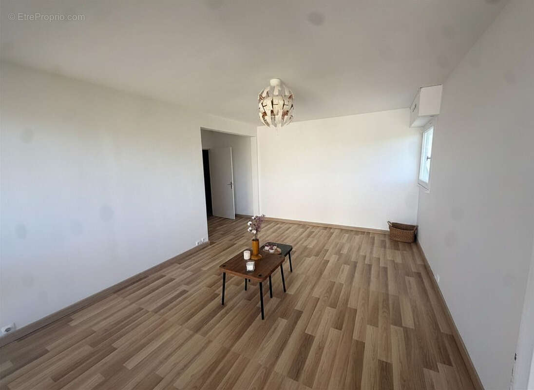 Appartement 67 m² à Epinay-Sous-Senart  - photo 3