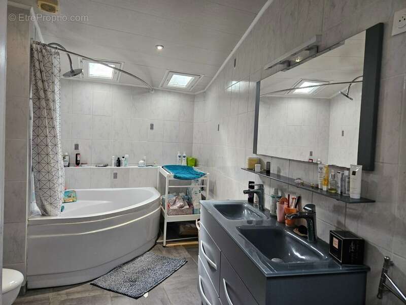 Appartement à SAINT-JEOIRE