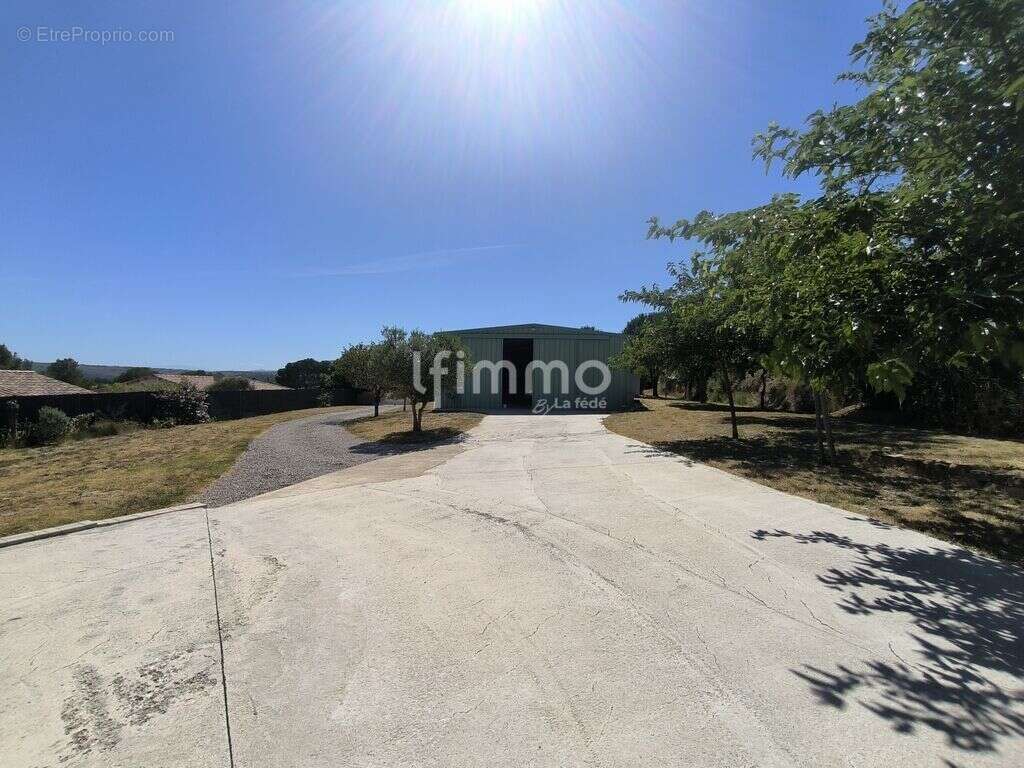 Conilhac - Propriété de charme avec piscine et hangar - photo 18
