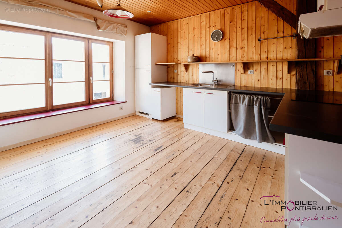 Appartement à JOUGNE