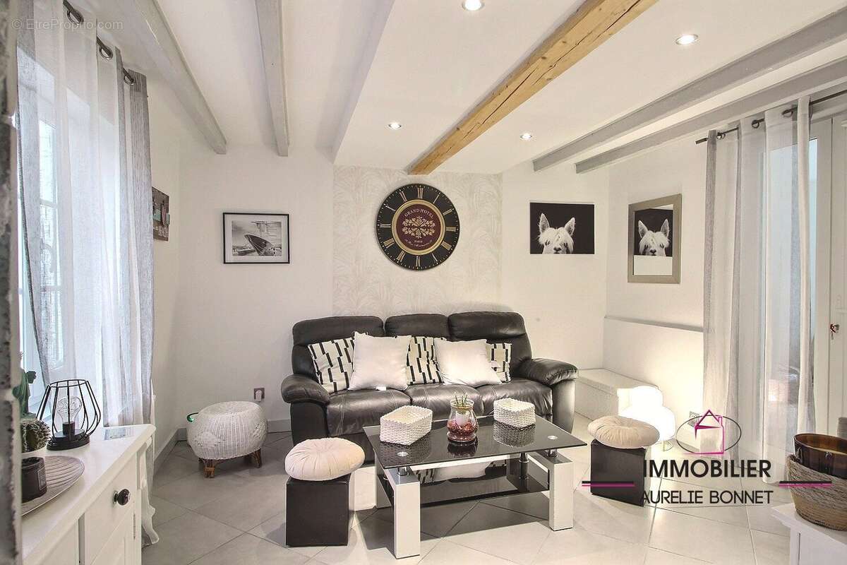 Maison à HERMIVAL-LES-VAUX