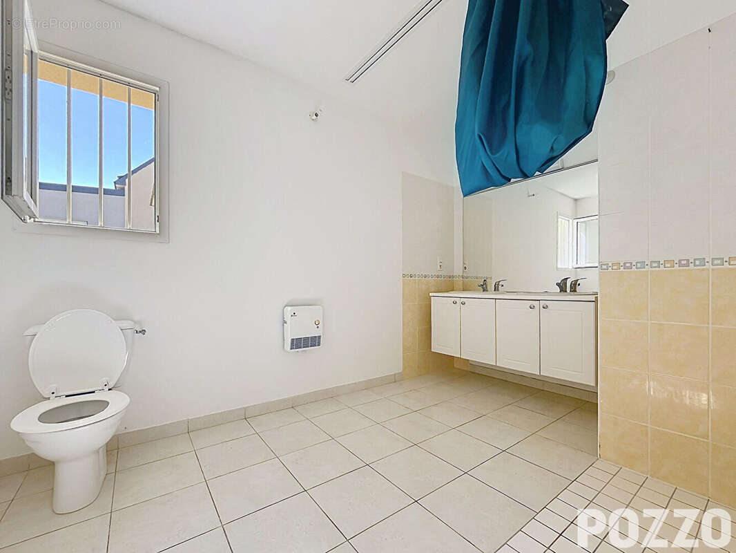 A Vendre - Saint James - Maison 5 pièce(s) 95 m² - photo 7