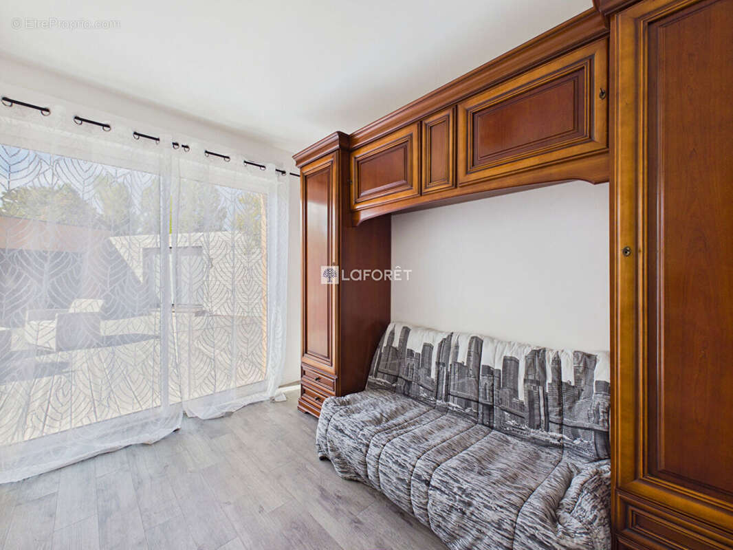PLOMEUR  Maison familiale de plain-pied dans un environnement calme - photo 8
