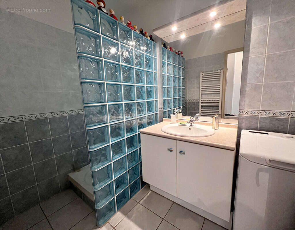 Appartement à SALON-DE-PROVENCE