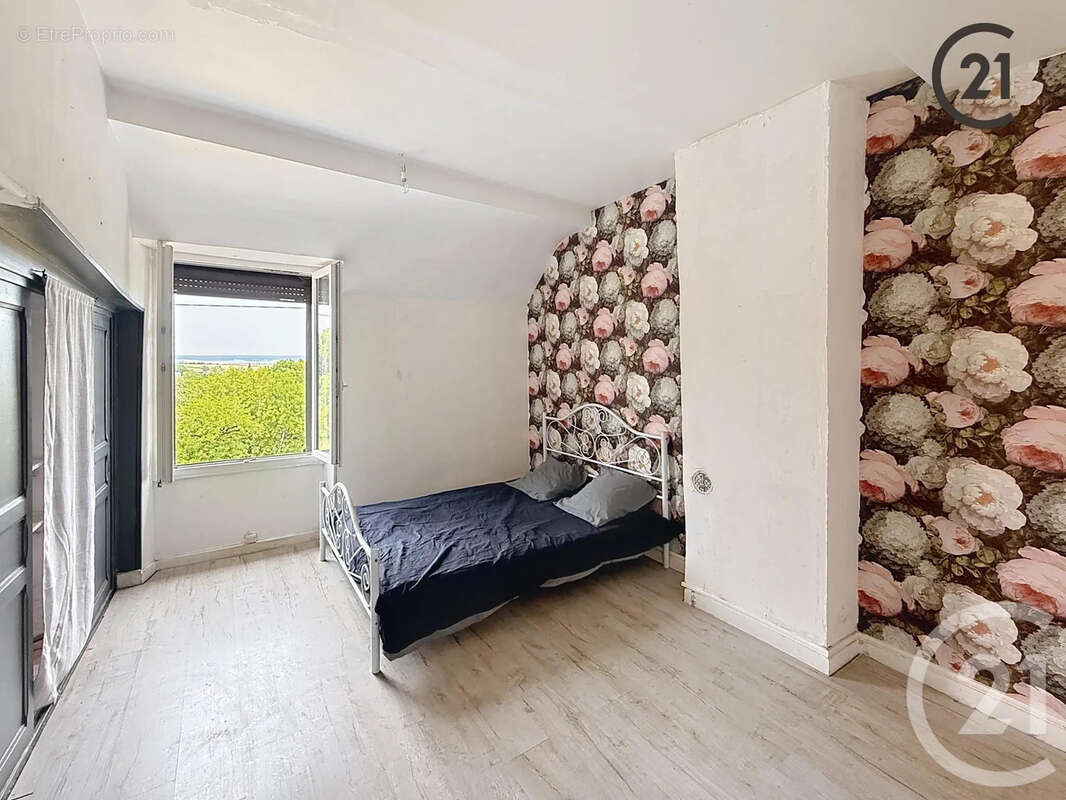 Maison 93 m² à Mont-Saint-Sulpice  - photo 8