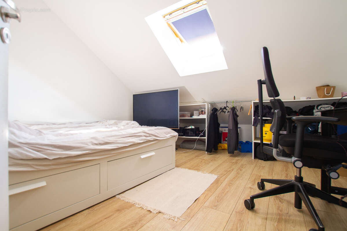 Maison à VILLENEUVE-LE-ROI