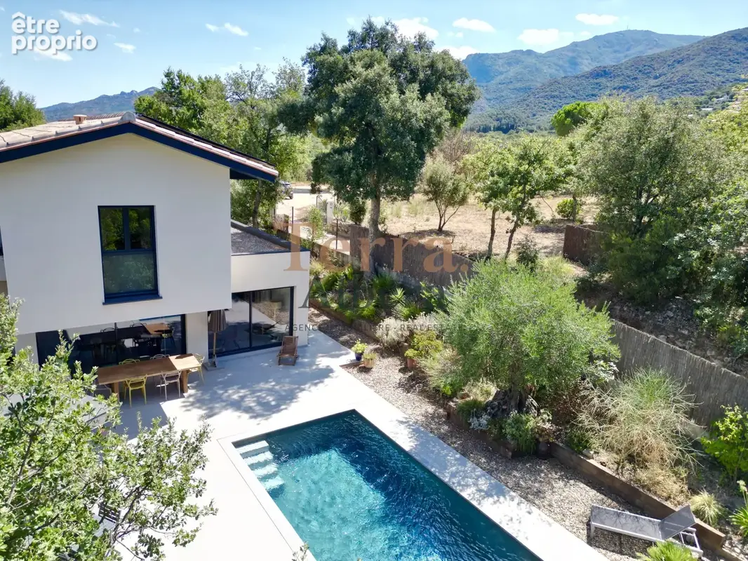 Villa contemporaine récente avec piscine, grand terrain, au calme et sans vis à vis - photo 2