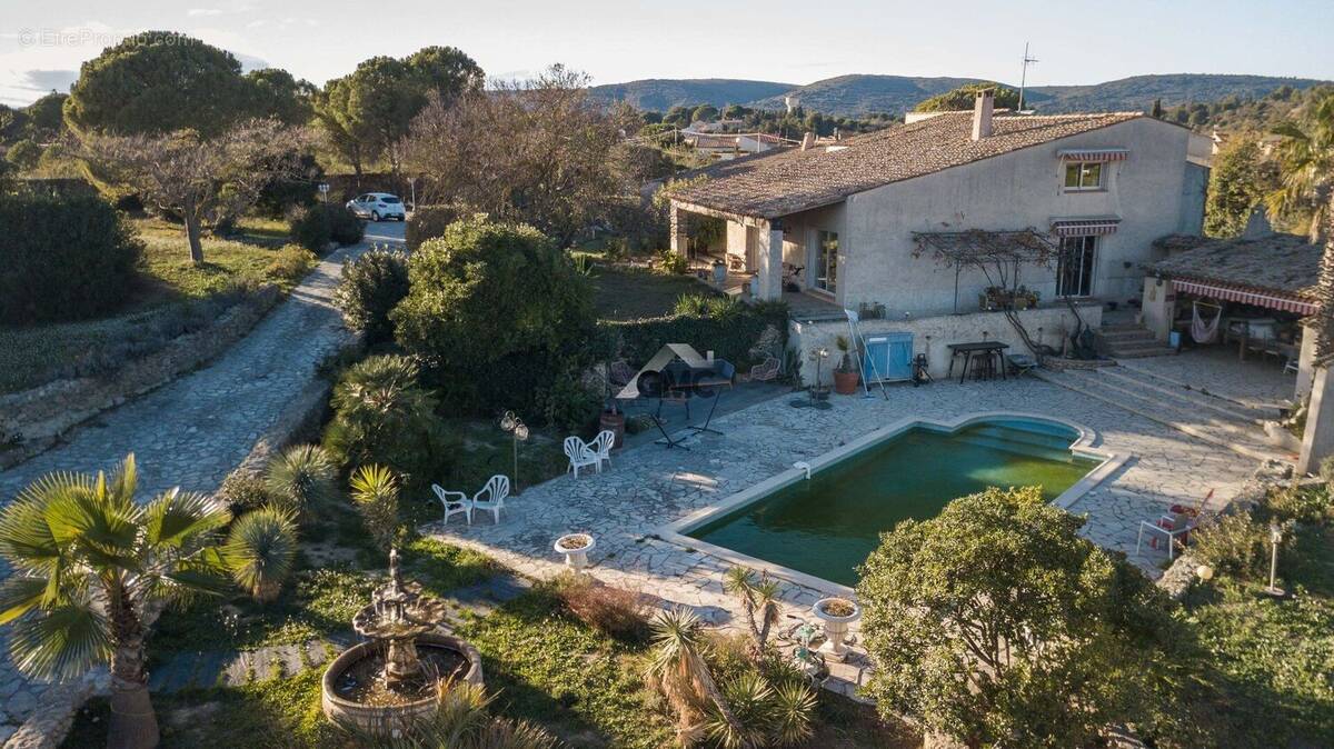 Photo 1 - Maison à POUSSAN