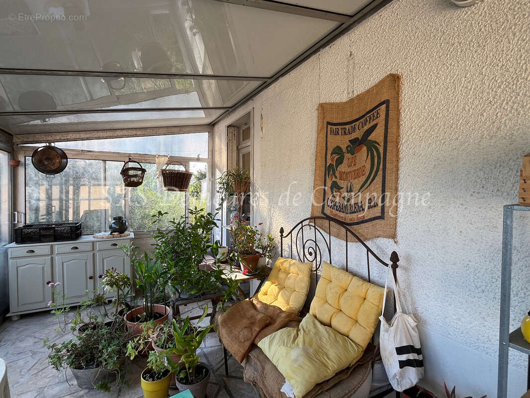 Maison à SAINT-SATUR