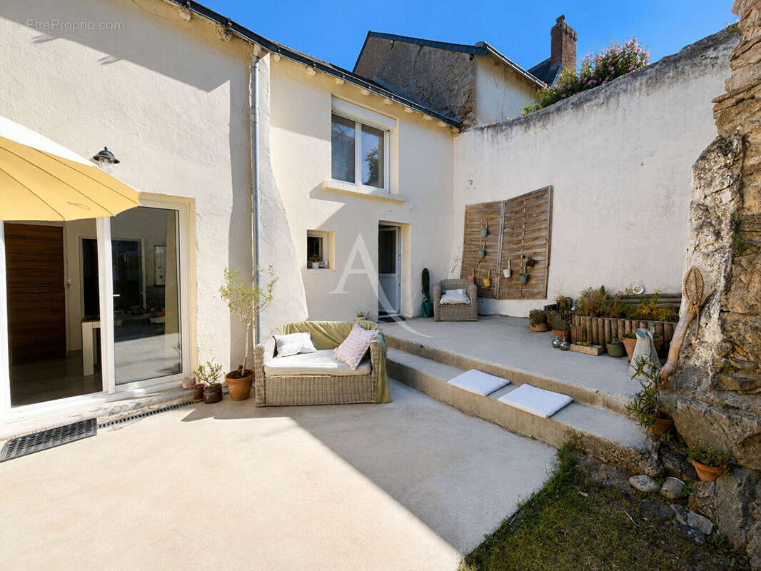 Maison Coueron 4 pièces 93 m2 proche du bac - photo 4