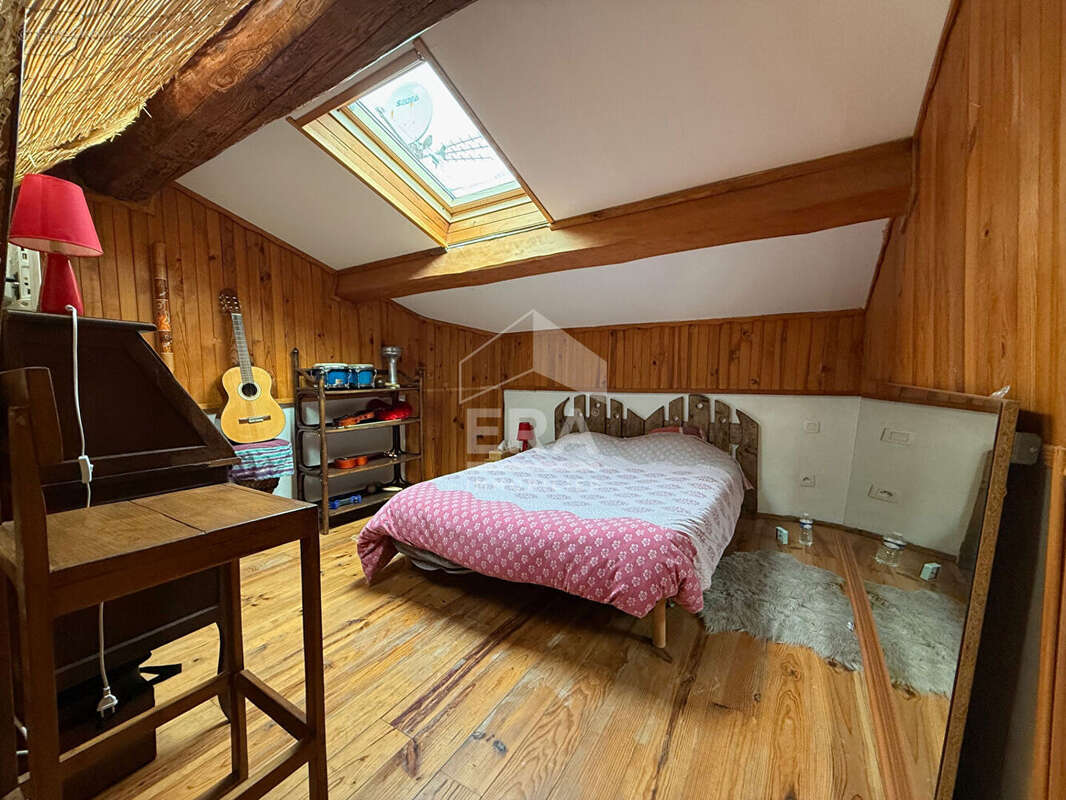 Autre à NANS-LES-PINS