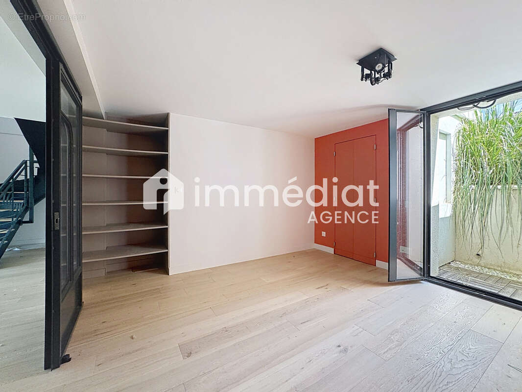 Limitrophe Centre-Villle  Quartier des Coteaux - RUEIL-MALMAISON - photo 21