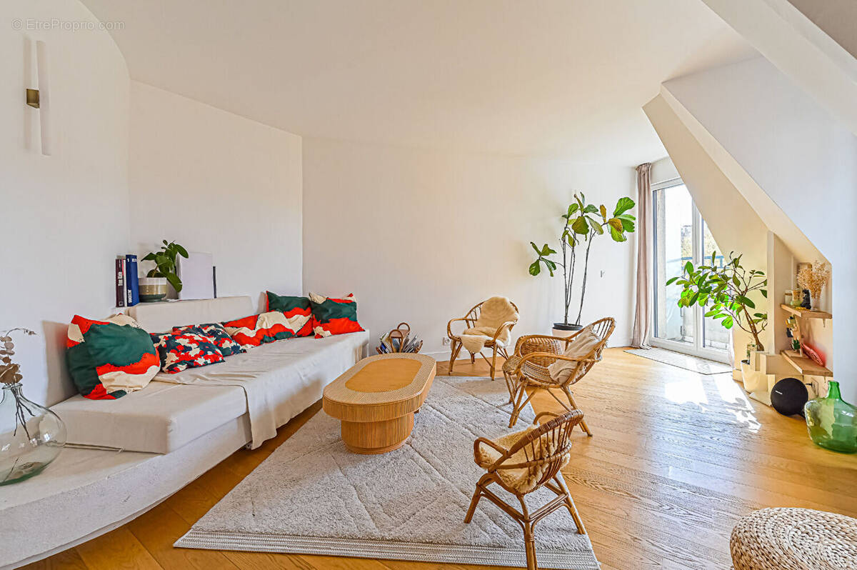 Appartement à PARIS-18E