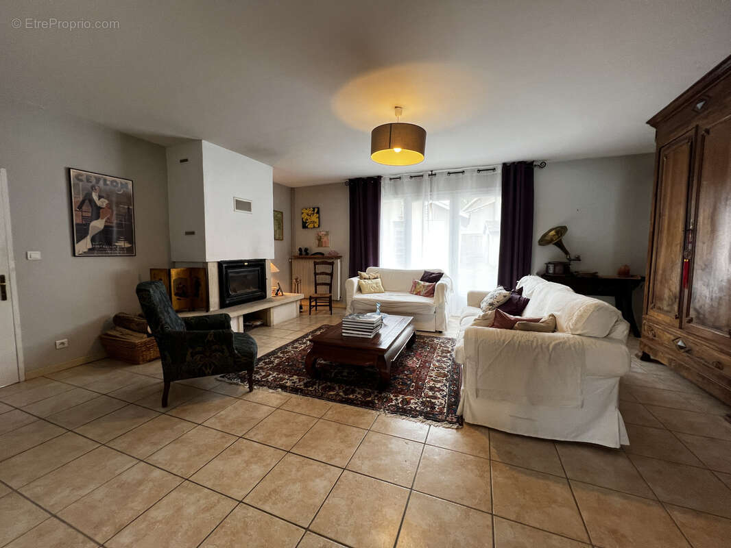 Maison à BAZAS