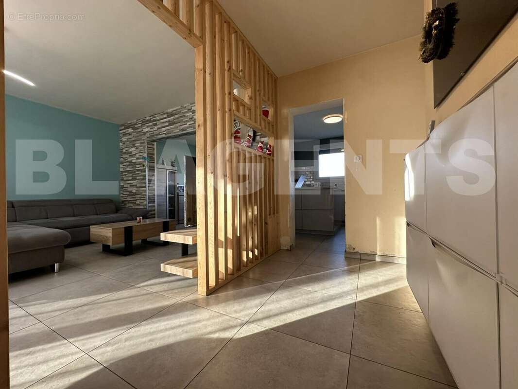 739c1b3b-ca20-48f1-a400-a119522b676a - Maison à PURE