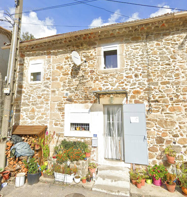 Maison à SAINTE-CECILE-D&#039;ANDORGE