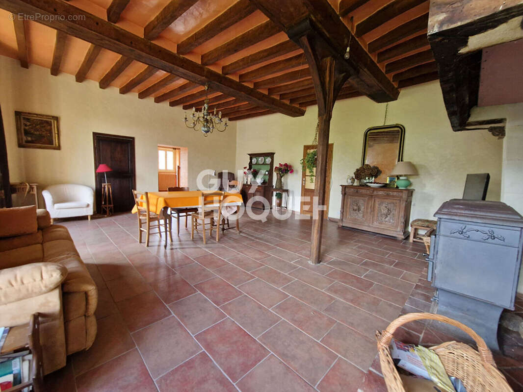 Maison à LA JAILLE-YVON