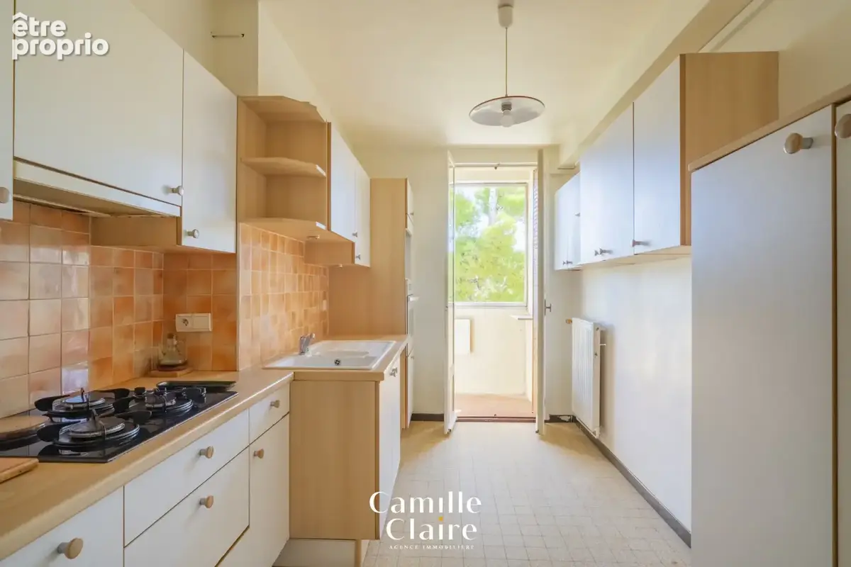 Appartement T4 - T5 Marseille 13008 quartier Sainte Anne avec extérieur et vue dégagée échappée mer - photo 6