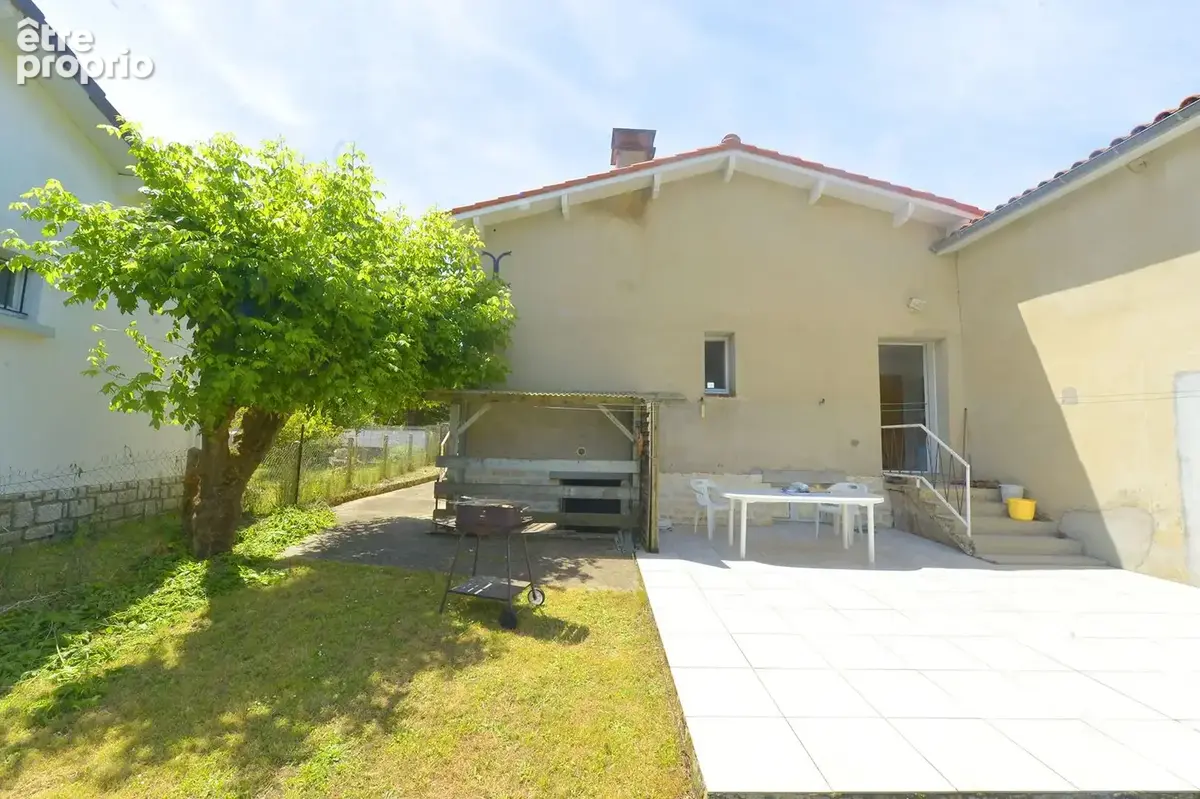 Maison 80 m² à Saint-Georges-De-Didonne  - photo 8