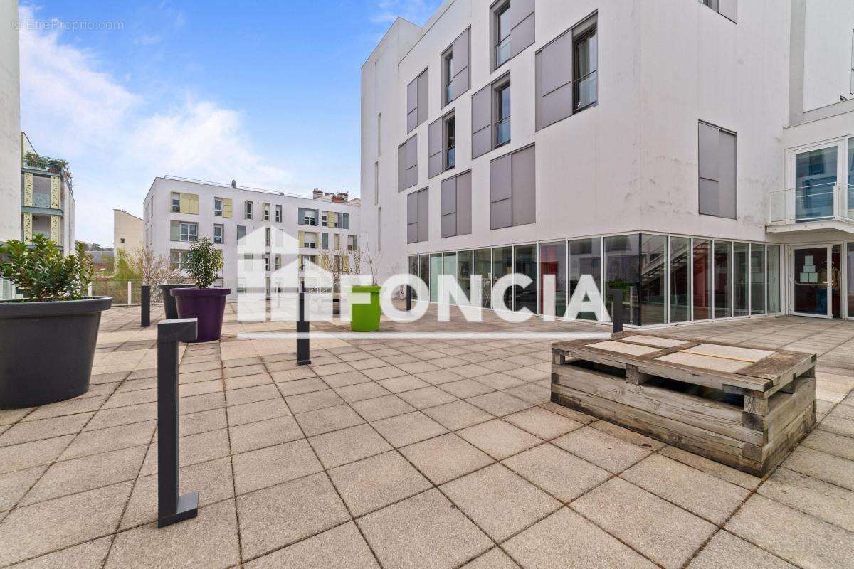 Appartement à LYON-9E