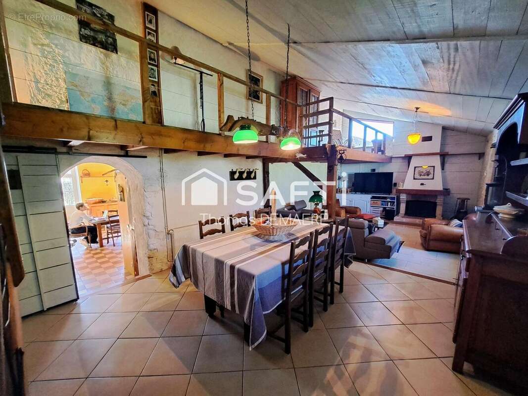 Photo 4 - Maison à CONSAC