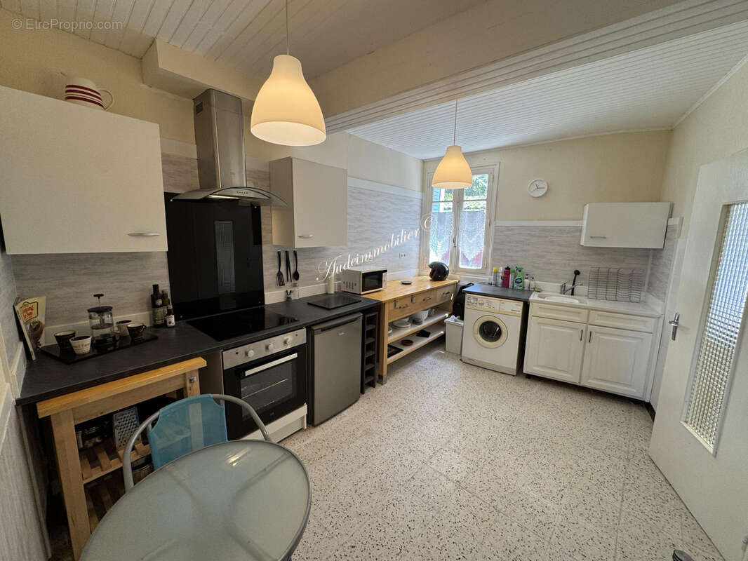 Maison à BELVEZE-DU-RAZES