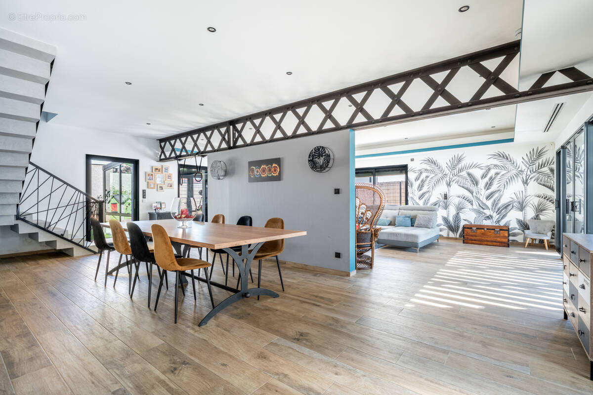 Maison à VILLEFRANCHE-SUR-SAONE