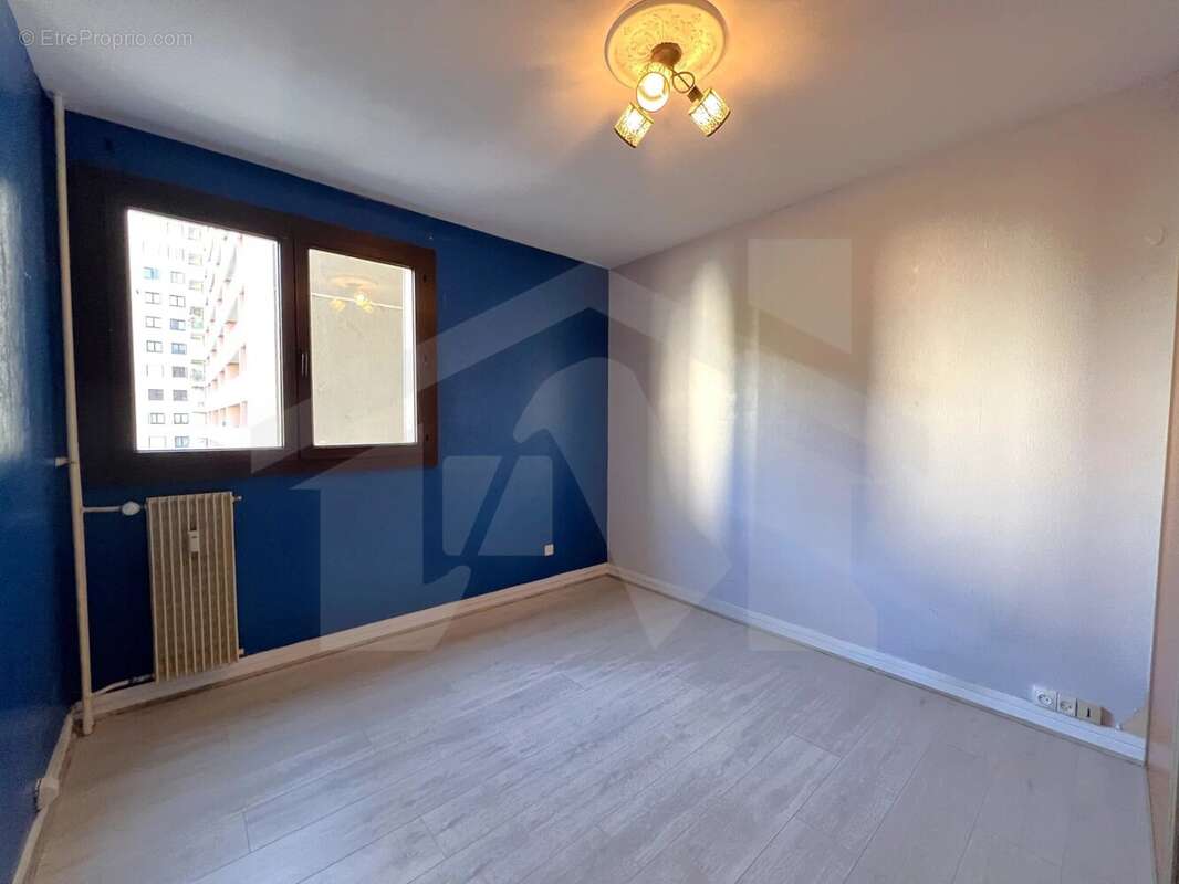 T4 rue gerard philipe - photo 17