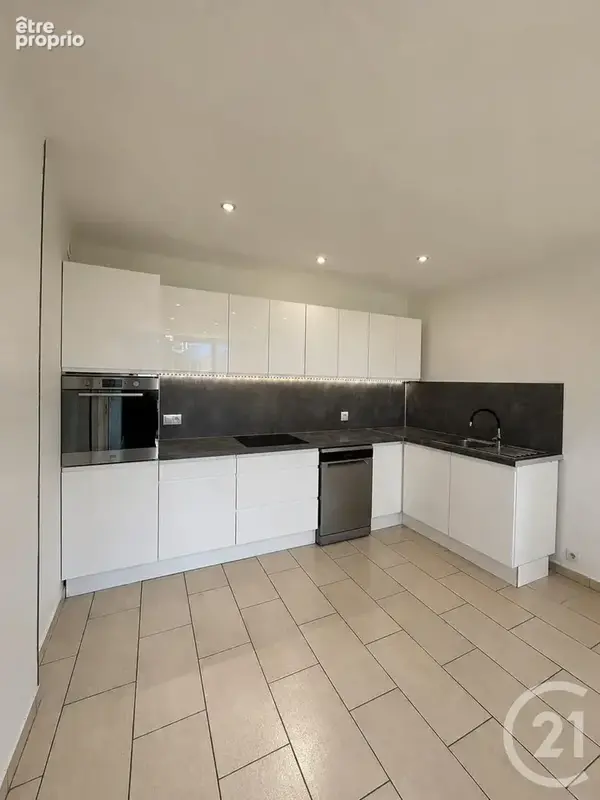 Appartement 4 pièces 85 m² à vendre à Villeurbanne (69100) - photo 2