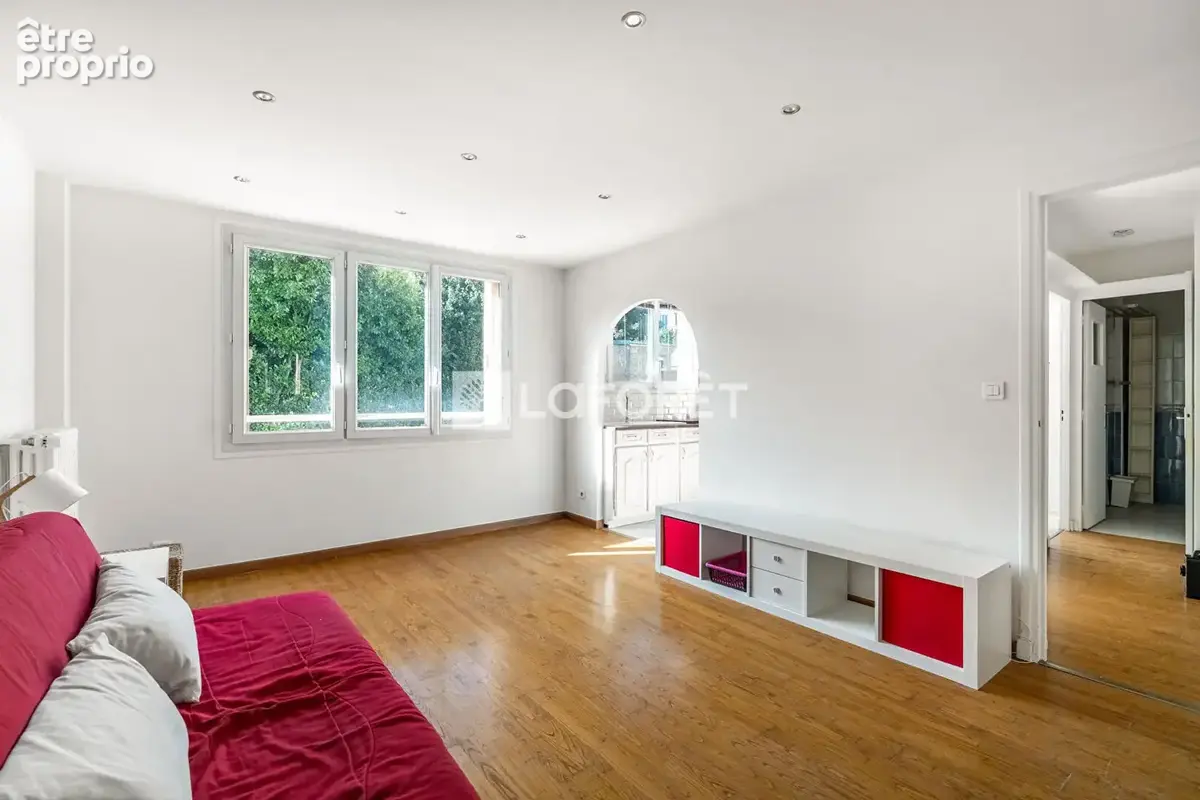 Appartement à ISSY-LES-MOULINEAUX