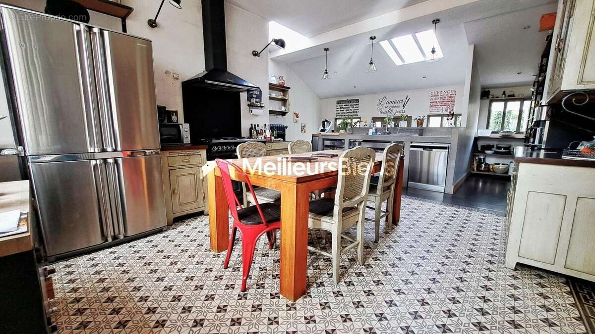Maison d'exception 320 m2 - 7 chambres - photo 6