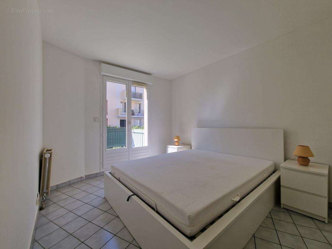 Appartement à VAIRES-SUR-MARNE