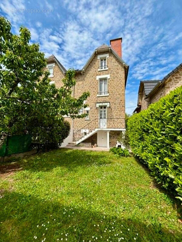 Maison à BRIVE-LA-GAILLARDE