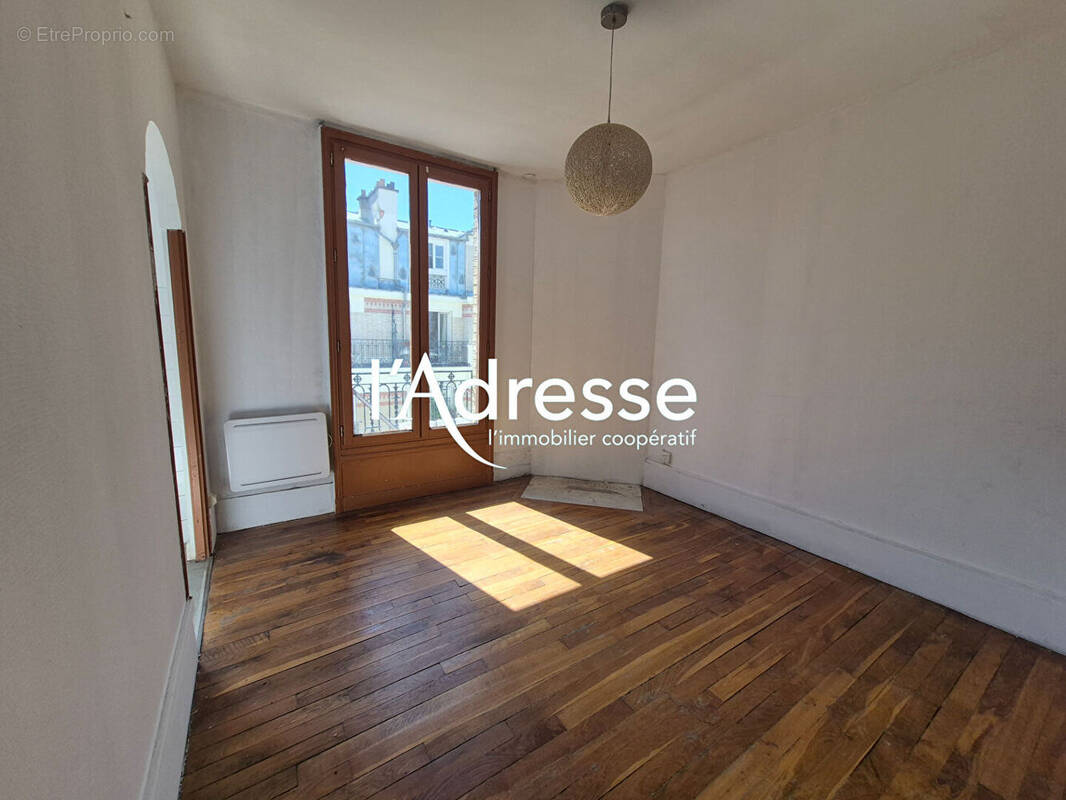 Appartement à PARIS-20E