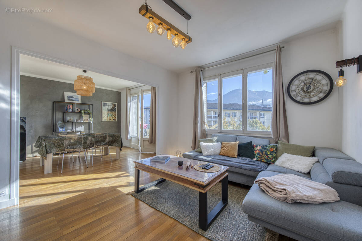 Appartement à ARGONAY