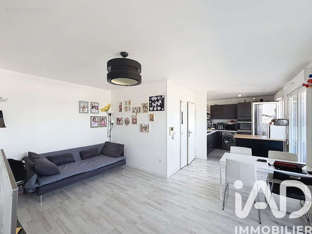 Photo 3 - Appartement à CERGY