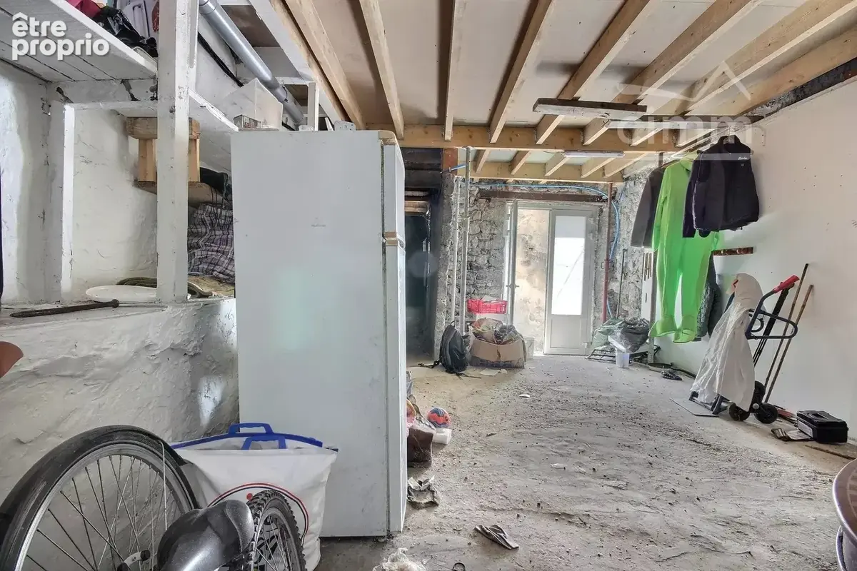 Maison de ville à renover avec vue dominante – 2 logements – terrain 5 000 m² – le teil - photo 25