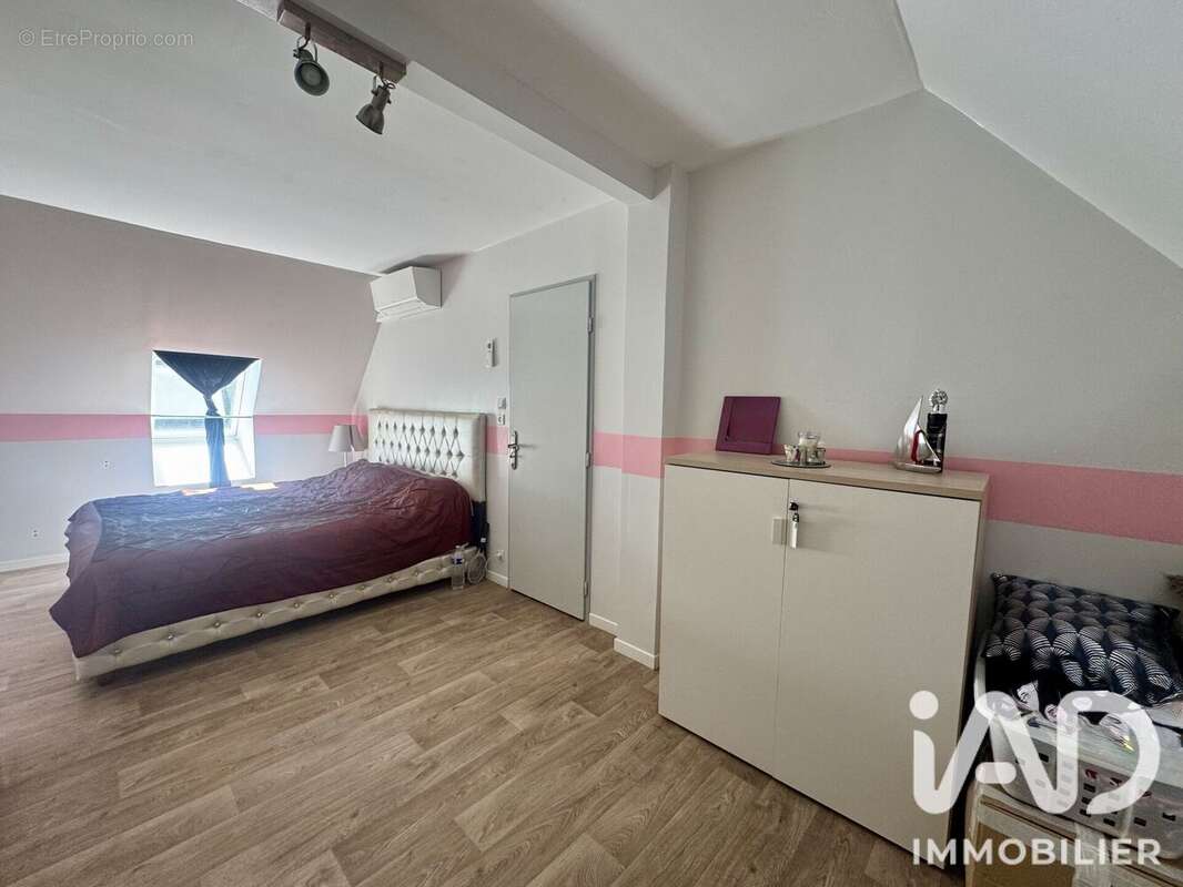 Maison 101 m² à Nogent-L'artaud  - photo 9