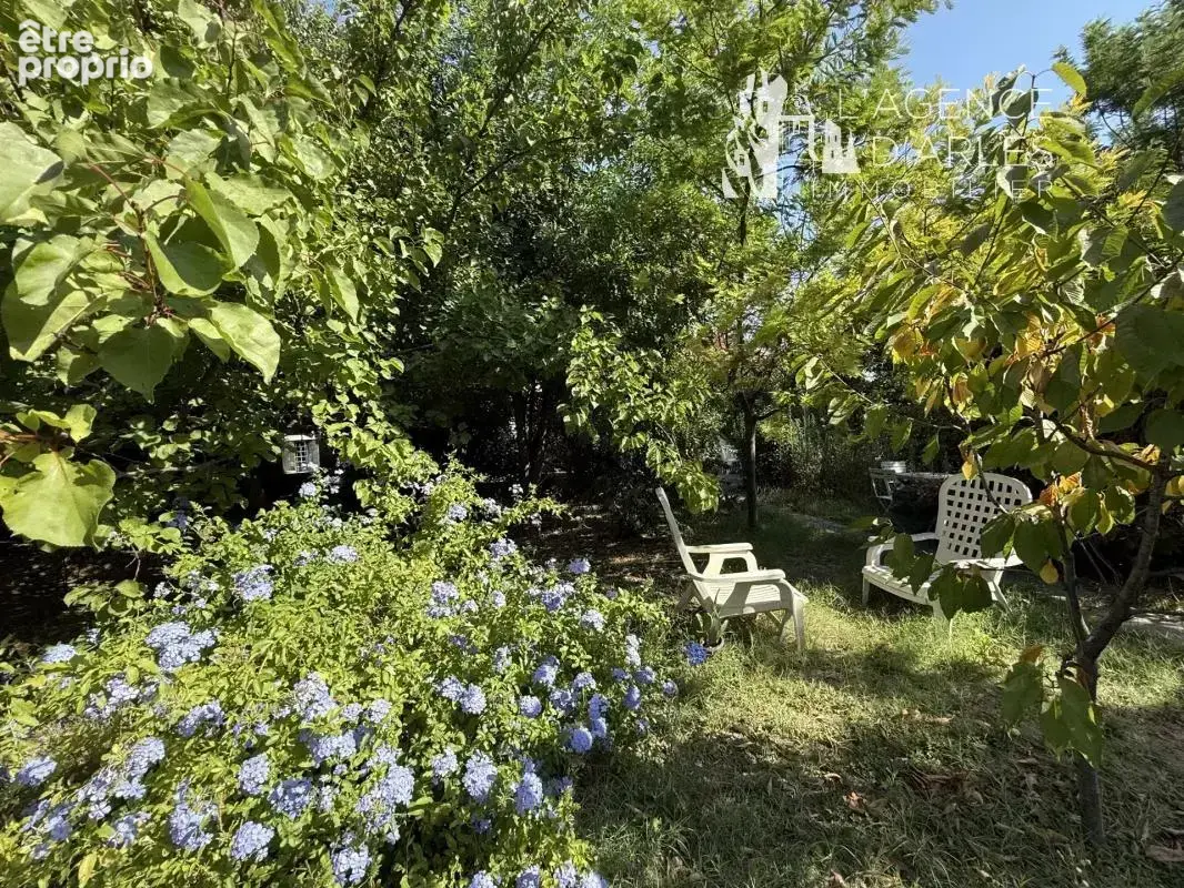 SOUS OFFRE Arles Chabourlet – Maison de plain-pied lumineuse avec jardin arboré - photo 9
