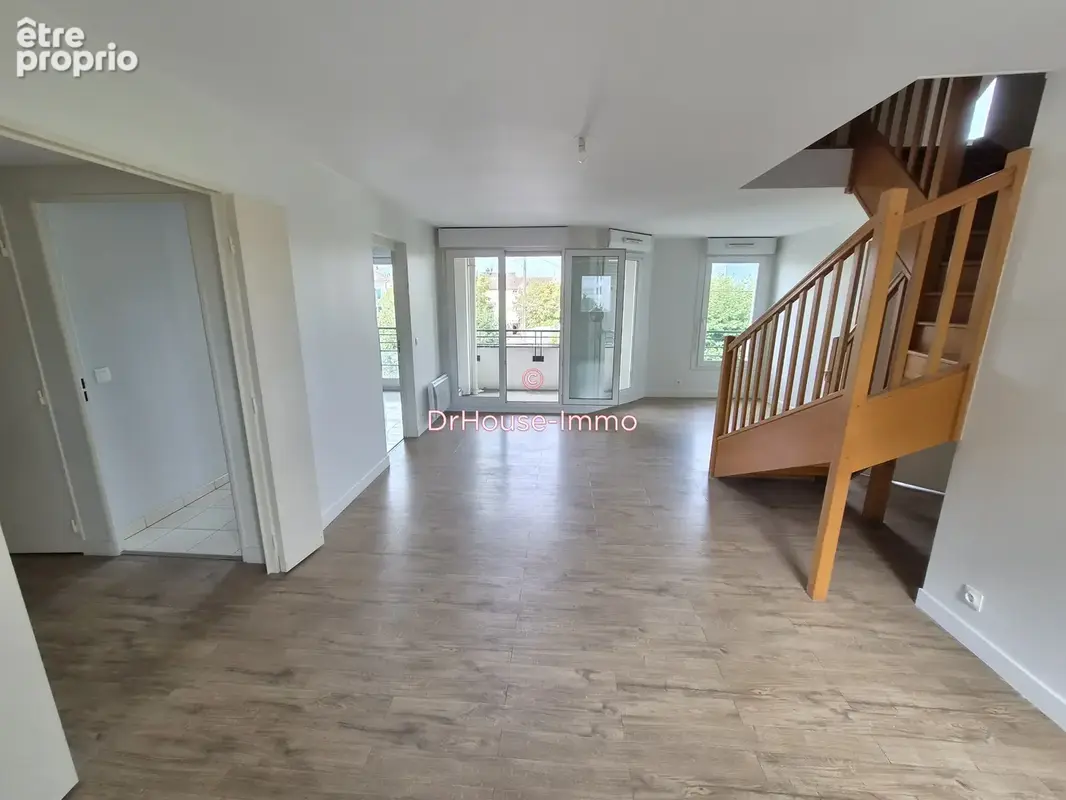 Appartement 5 pièces 110 m² à vendre à Les Mureaux (78130) - photo 4