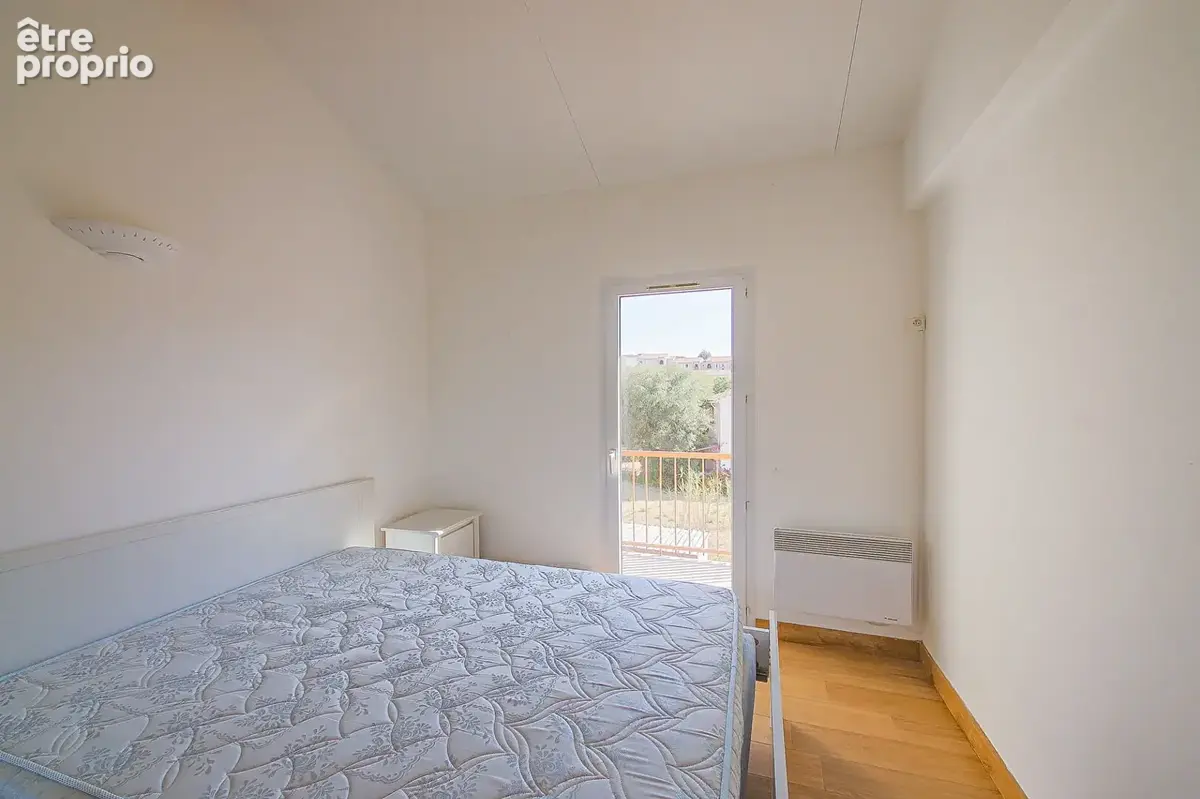 Appartement Saint Florent 3 pièces avec mezzanine et parking - photo 7