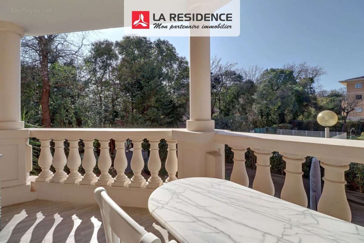 Appartement à FREJUS