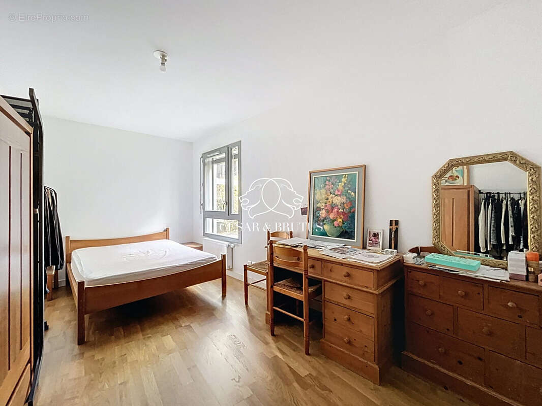 Appartement à NEUVILLE-SUR-SAONE